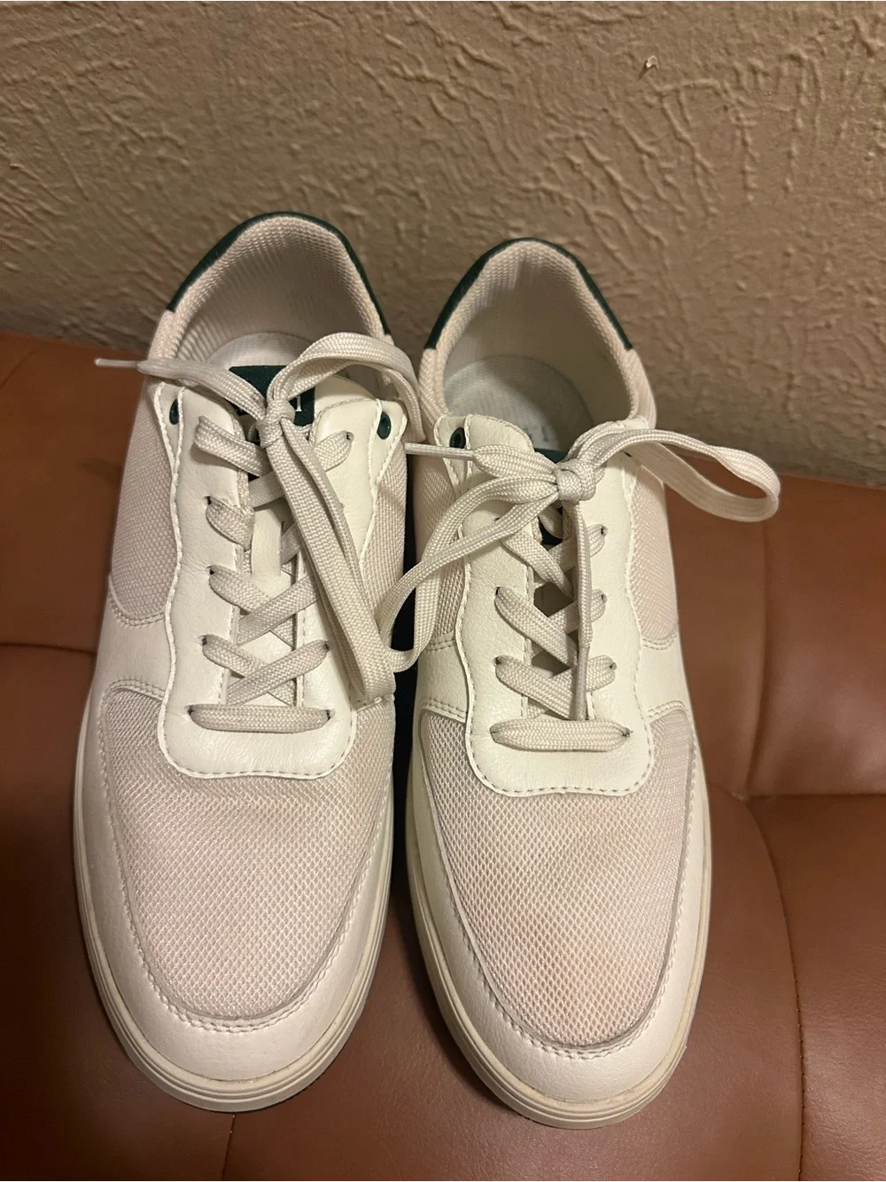 Vuori CLAE Low-Top Sneakers in Off-White with Dark Green Accent UNISEX